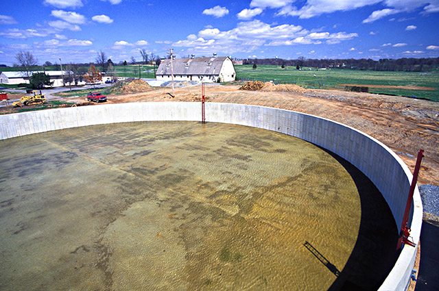 Manure and compost leachate can be stored in lagoons for treatment